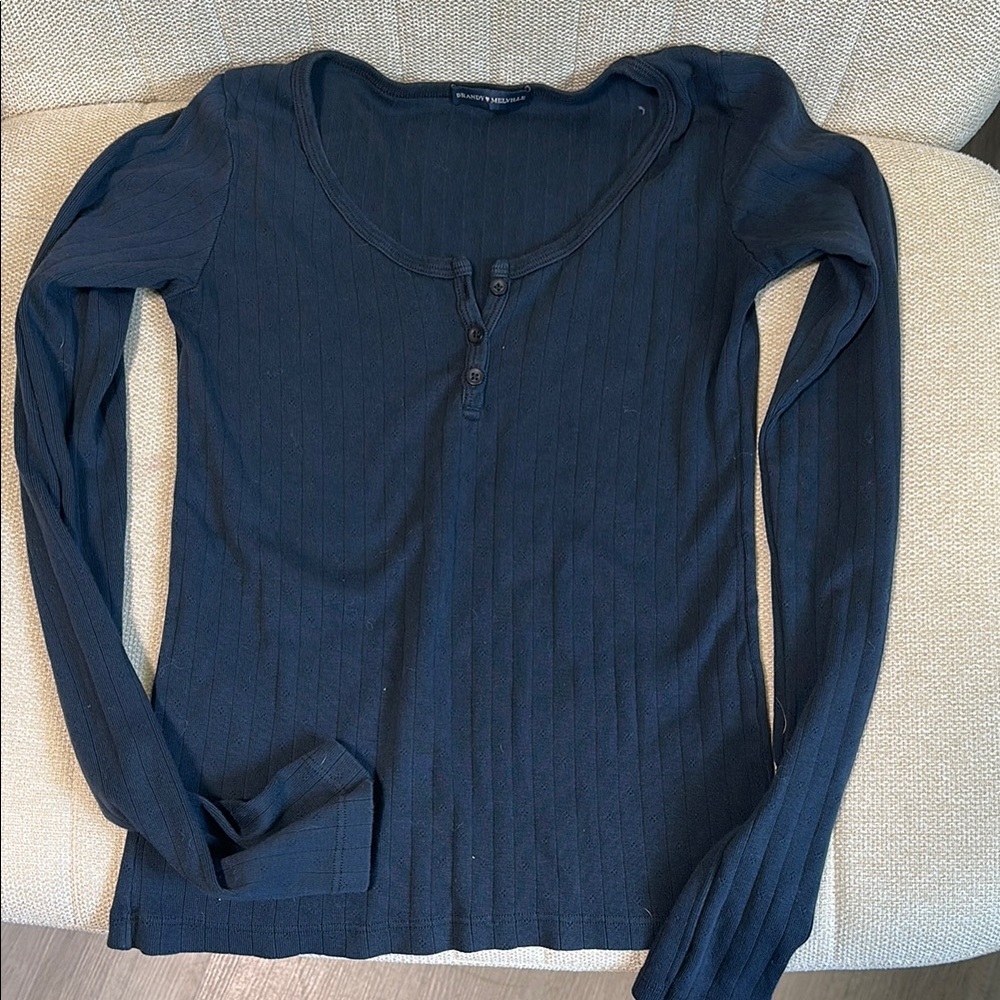Brandy Melville long Sleeve shirt